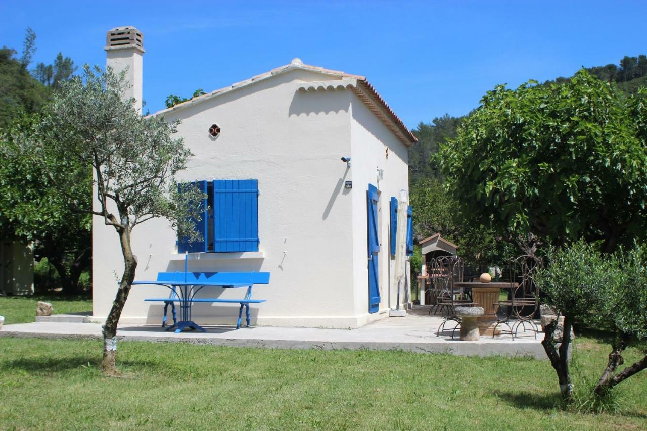 Cottage Provencal Belgentier Exterior photo